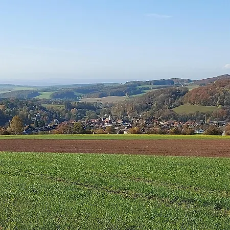 Lahmenhof Apartment *